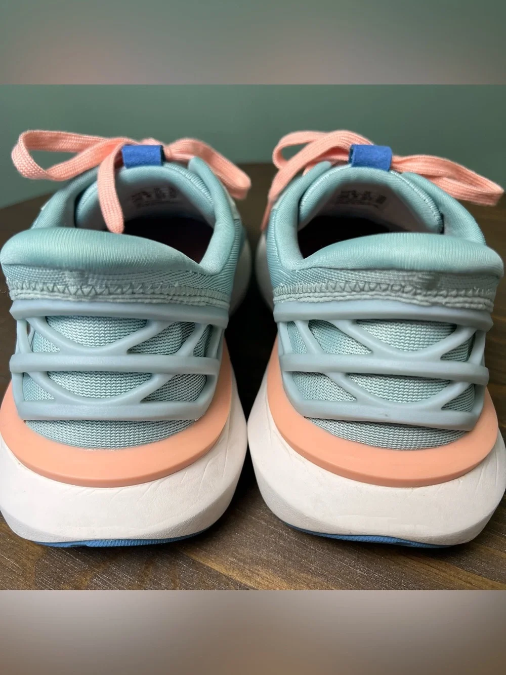 KIZIK Athens 2 Sneakers Women 10 Surf Spray Blue Pink Lace Up Athletic Shoes - Picture 6 of 12